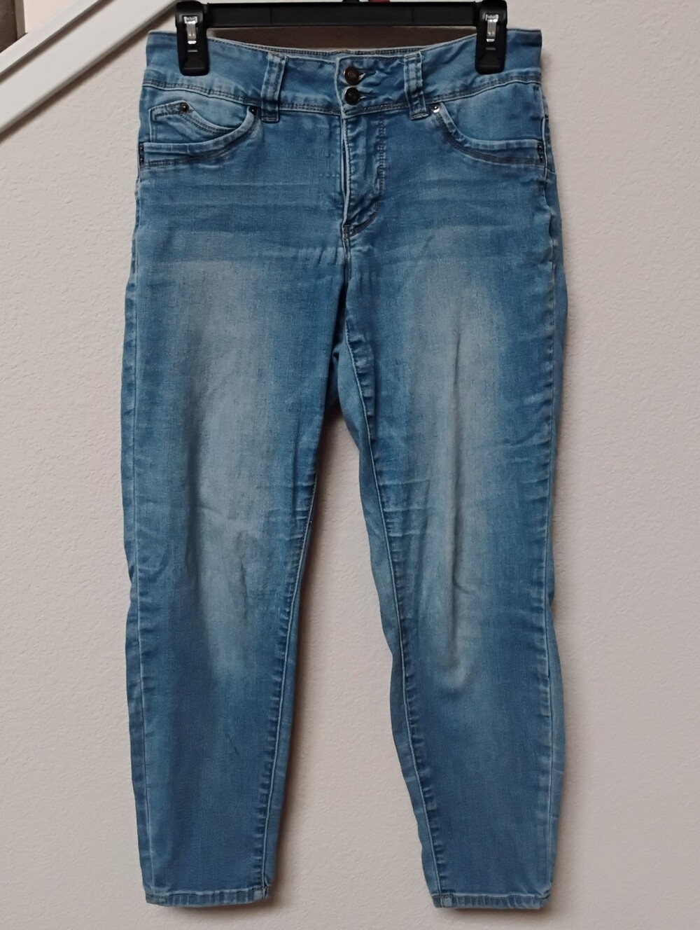Royalty For Me Light Blue Cropped Stretch Denim Jeans 4P